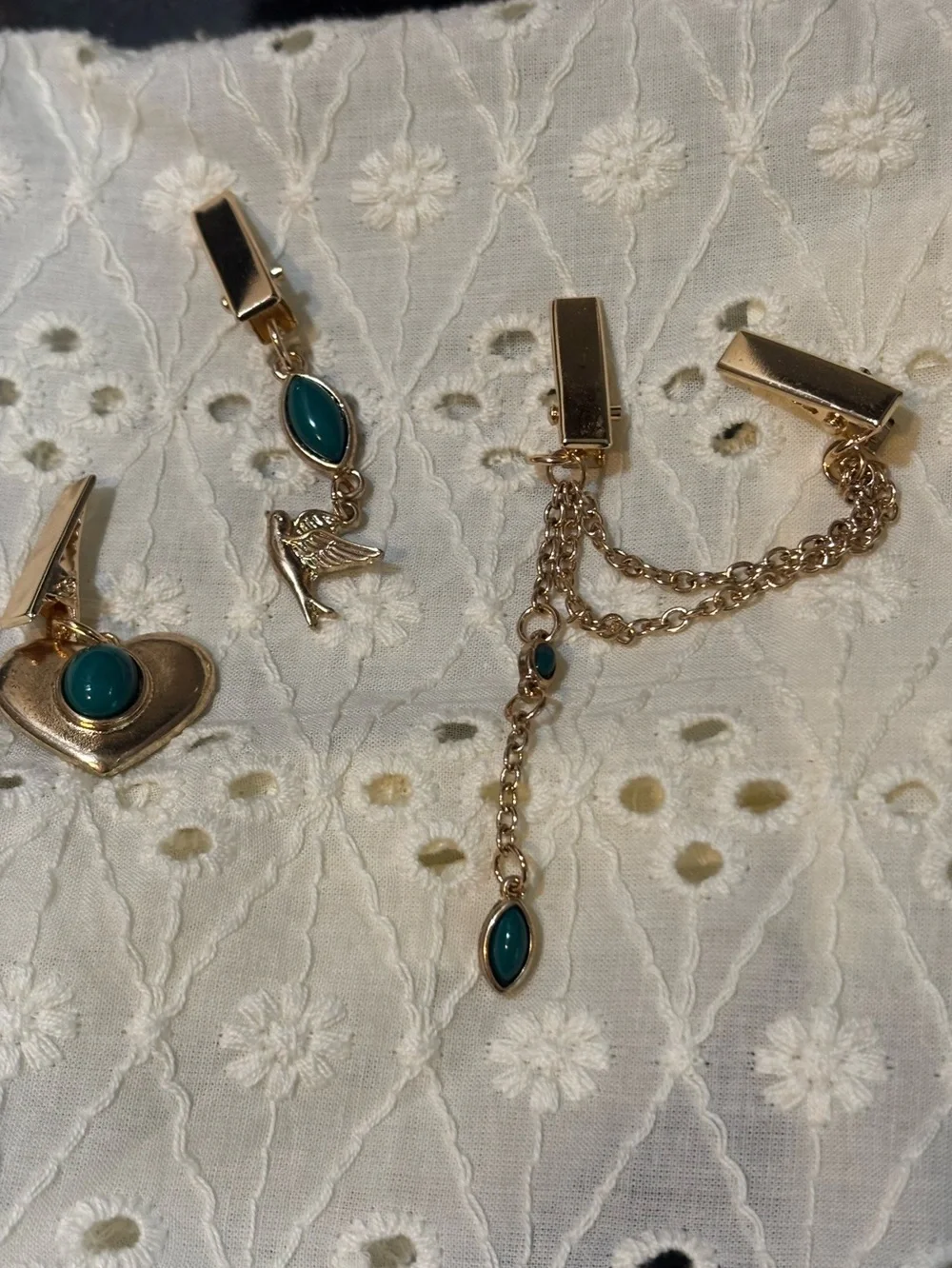 Free People Gold-Tone Green Accent Drop Alligator Clip Barrette Set NWT